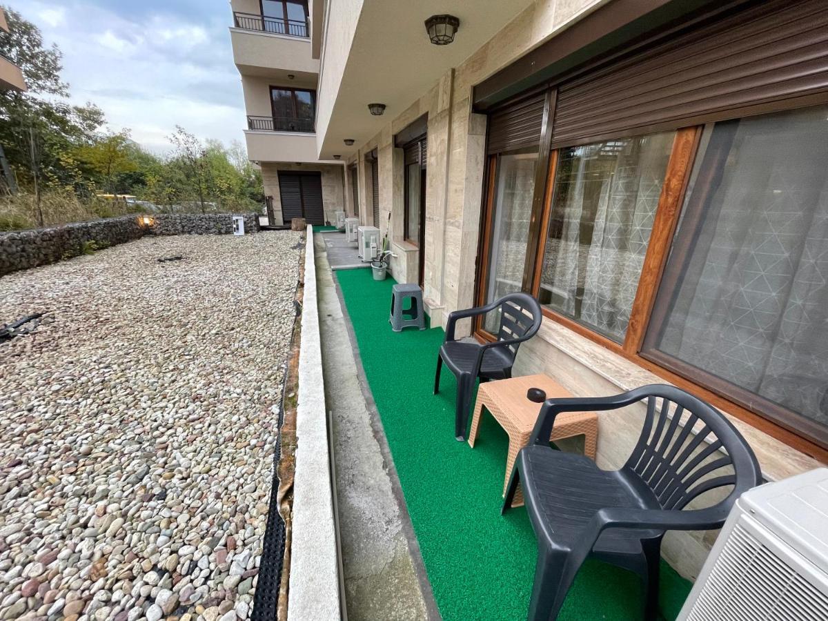 Sunny Apartment In Studentski Grad, Behind Unss Sofia Bagian luar foto