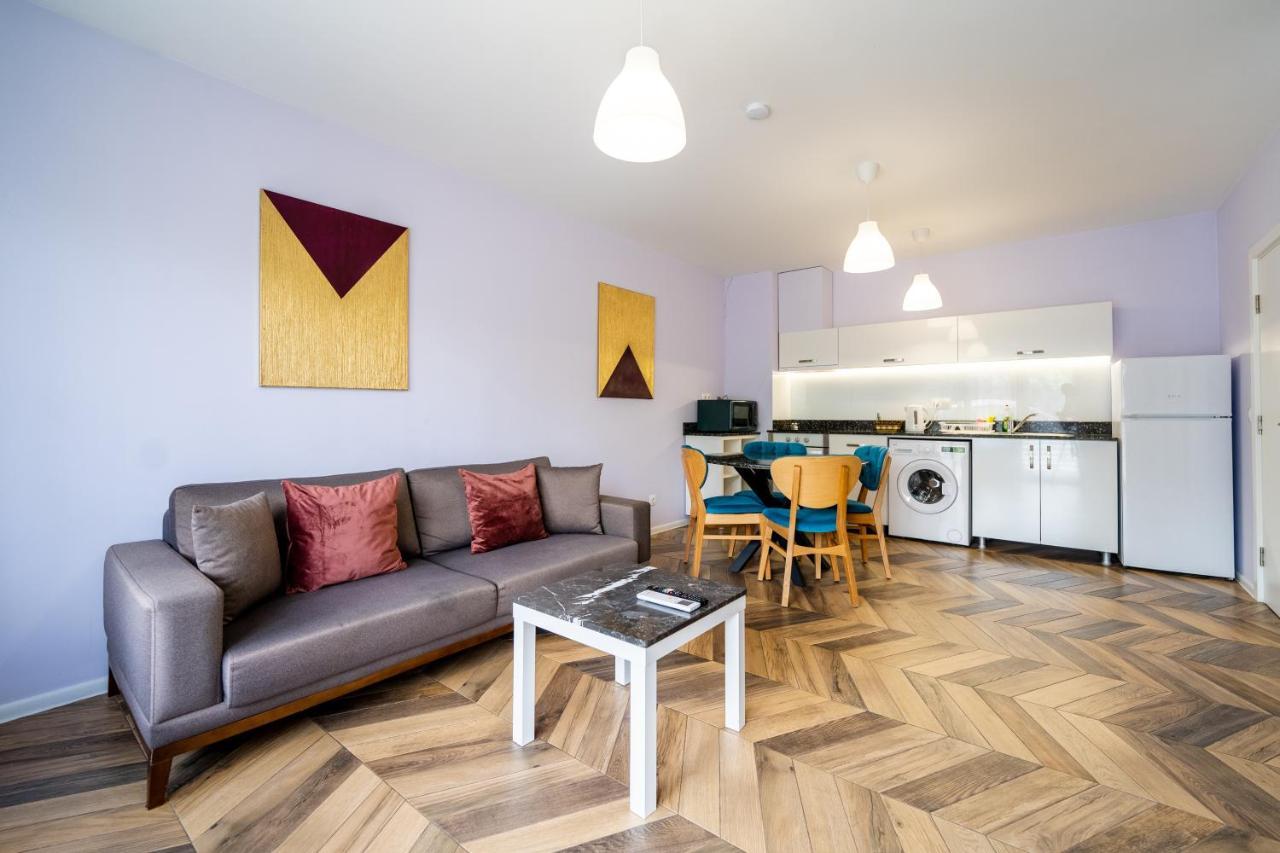Sunny Apartment In Studentski Grad, Behind Unss Sofia Bagian luar foto