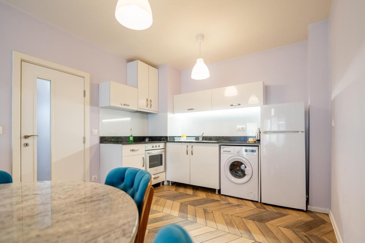 Sunny Apartment In Studentski Grad, Behind Unss Sofia Bagian luar foto